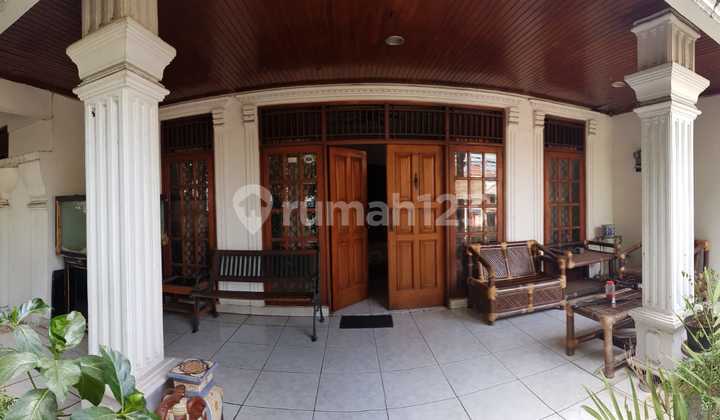 Tebet Timur Raya, LT 610 M2, Lokasi Strategis