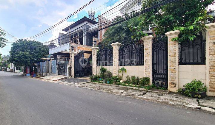Pedati Raya, Rumah Mewah Full Furnish, Akses Utama