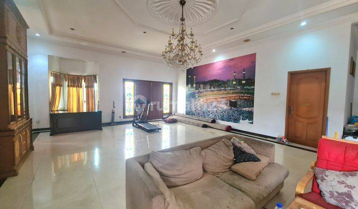 Pedati Raya, Rumah Mewah Full Furnish, Akses Utama