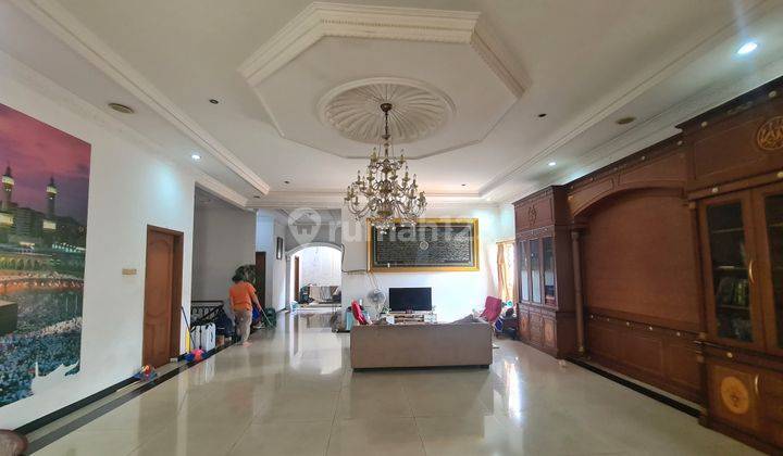 Pedati Raya, Rumah Mewah Full Furnish, Akses Utama