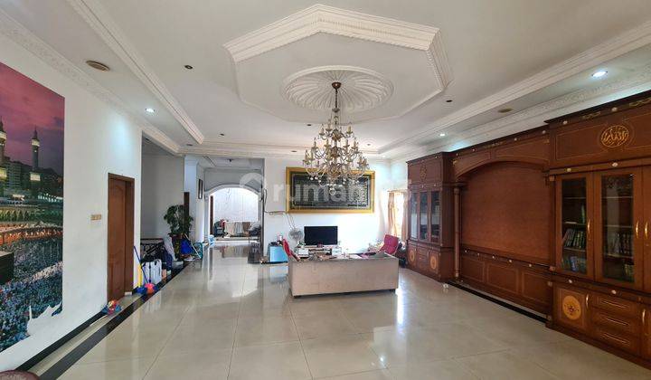 Pedati Raya, Rumah Mewah Full Furnish, Akses Utama