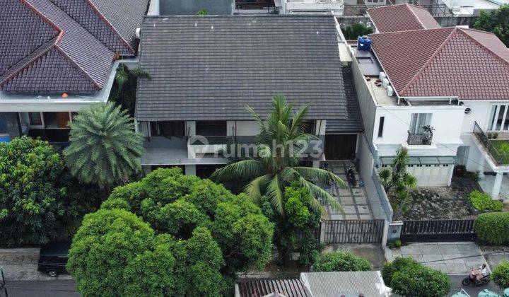 Modern Tropical House, Lokasi Strategis 1