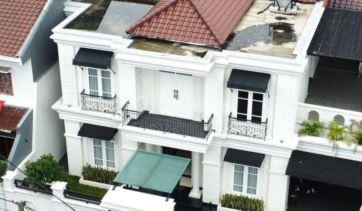 Brand New Classic House, Dalam Komplek Premium Tebet,Bebas Banjir 1