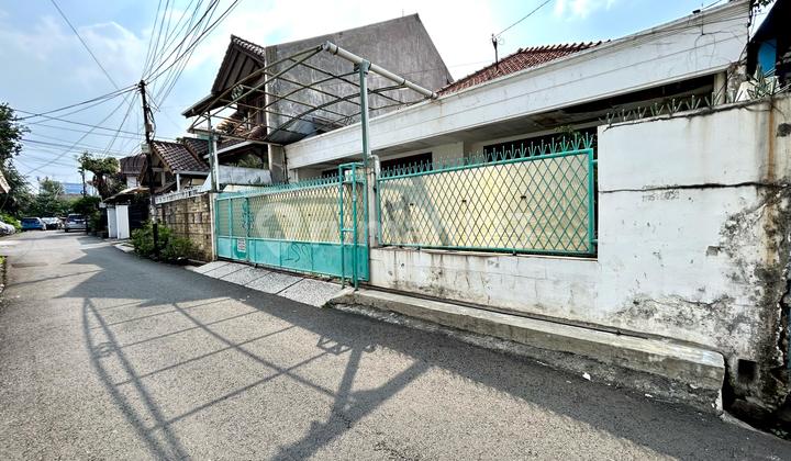 Best Price Tebet Barat, Akses 2 Mobil, Dekat Eco Park Tebet 2