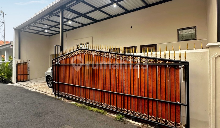 BEST PRICE.. Rumah Siap Huni di Tebet Timur