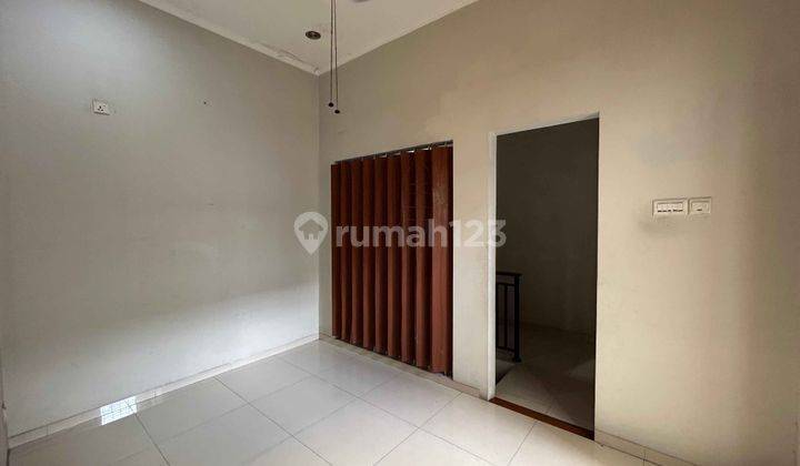 Akses Jalan 2 Mobil, Rumah Minimalist di Tebet Barat, Dekat Taman Ecopark 12