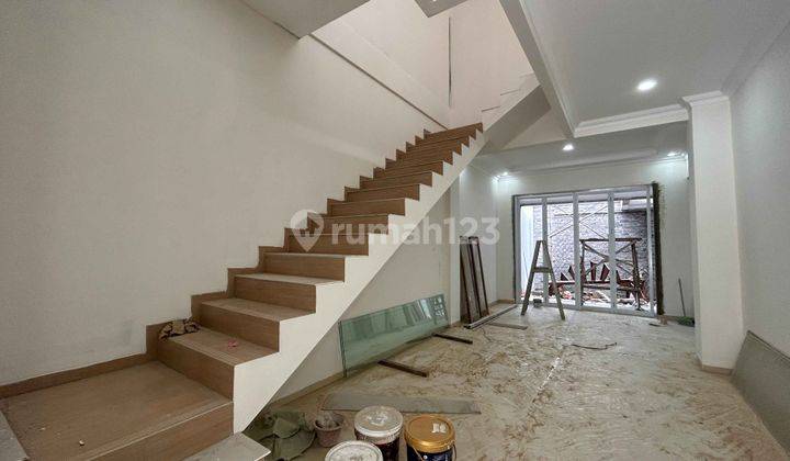 Rumah Brand New Dalam Komplek di Duren Sawit Akses Jalan Lebar 2