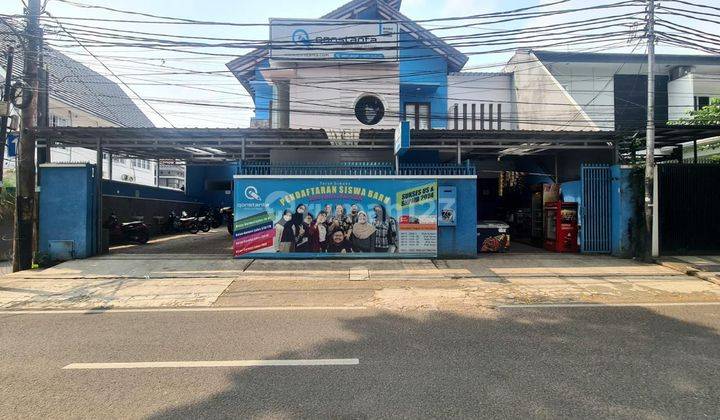 Rumah 2 Lantai Akses Jalan 3 Mobil 1