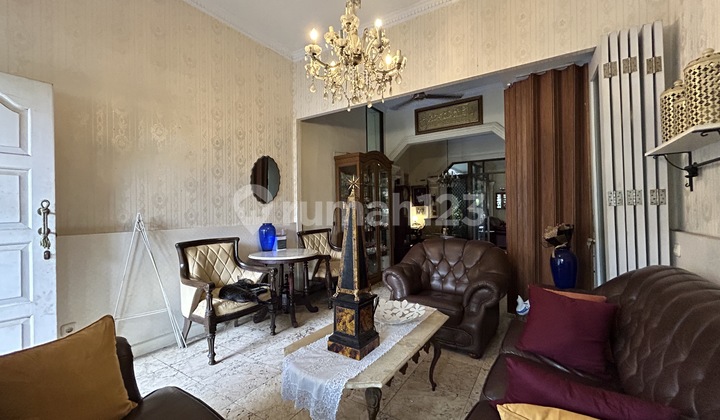 Rumah Hitung Tanah Akses Jalan 3 Mobil Di Tebet Barat Rumah Hitung Tanah Akses Jalan 3 Mobil Di Tebet Barat