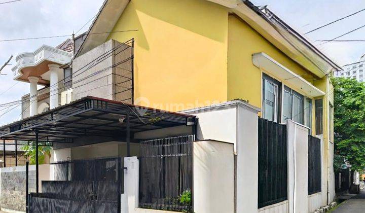 Rumah Mewah 2 Lantai Di Tebet, Akses Jalan 2 Mobil Lebar 8