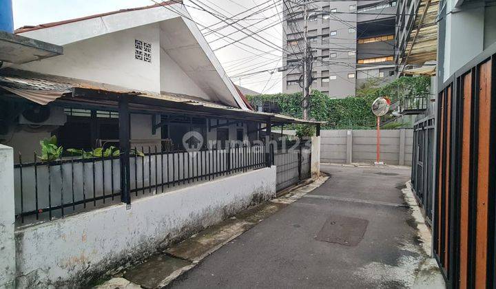 Rumah Hitung Tanah di Tebet Dalam Dekat Jalan Raya Utama 2