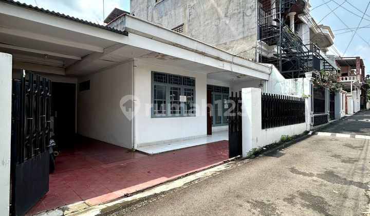 Rumah Hitung Tanah di Tebet Timur, Akses Jln 1 Mobil, Shm, Luas Tanah 149 m2 2