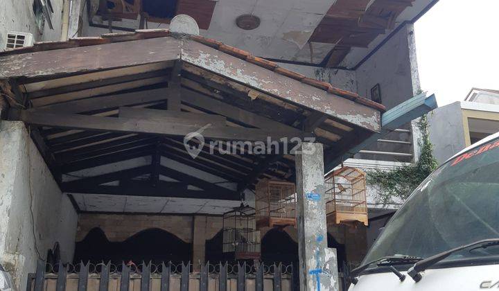 Rumah Hitung Tanah di Setiabudi Akses Jalan Utama 2 Mobil Lebar 1