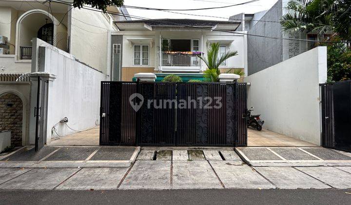 Rumah Minimalist di Tebet Barat Akses Jalan 2 Mobil 1