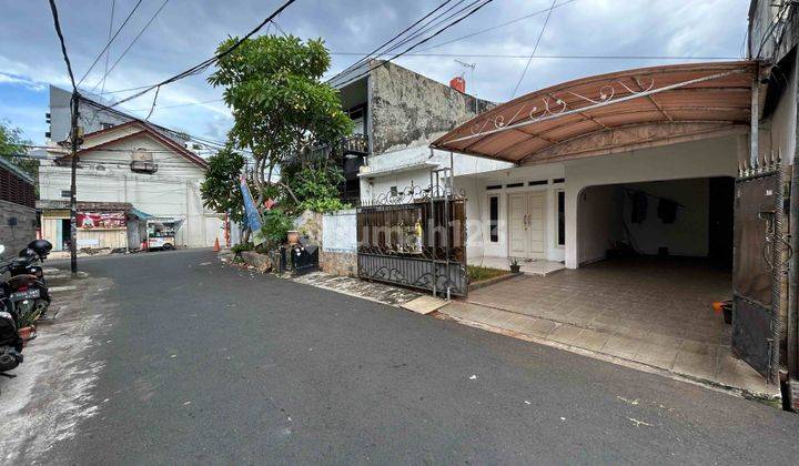 Rumah Siap Huni di Asembaris Tebet Akses Jalan 2 Mobil 1