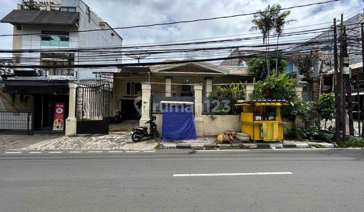 Rumah Lama Siap Huni di Asembaris Tebet Akses Jalan Utama 1