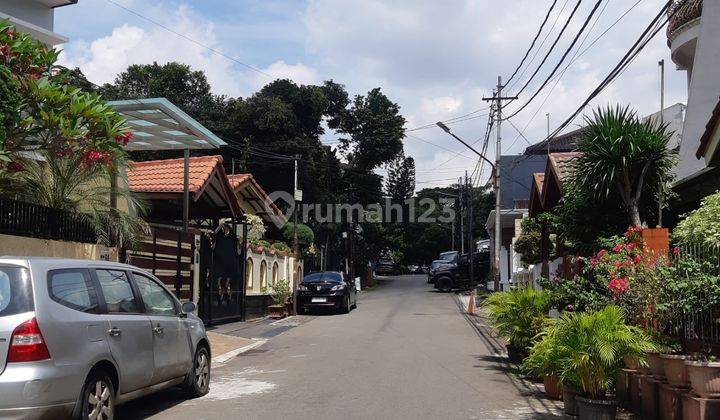 Rumah Hitung Tanah di Tebet Barat Akses Jalan 2 Mobil 2