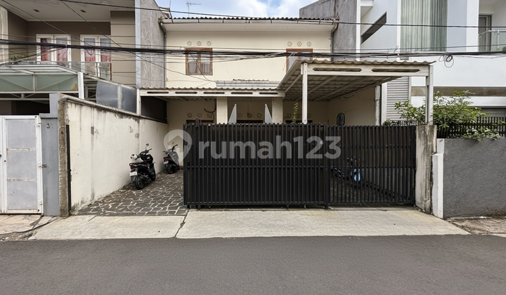 Rumah Siap Huni 2 Lantai di Tebet Timur Hanya 7 Menit ke Mall Kota Kasablanka Rumah Siap Huni 2 Lantai di Tebet Timur Hanya 7 Menit ke Mall Kota Kasablanka