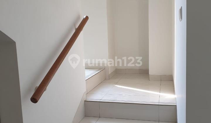 For Sale Leonora Cluster House ******* .Alam Sutera House 2