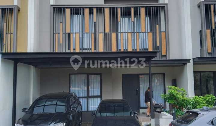 For Sale at a Loss, Good House Ready to Occupy, Strozzi Cluster, Gading Serpong