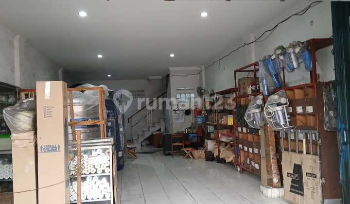 For Quick Sale: Shop House on the Side of Imam Bonjol Main Road, Karawaci, Tangerang