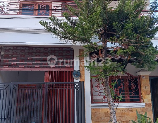Dijual Rumah Bagus di Mulyosari Tengah Surabaya Timur Dijual Rumah Bagus di Mulyosari Tengah Surabaya Timur