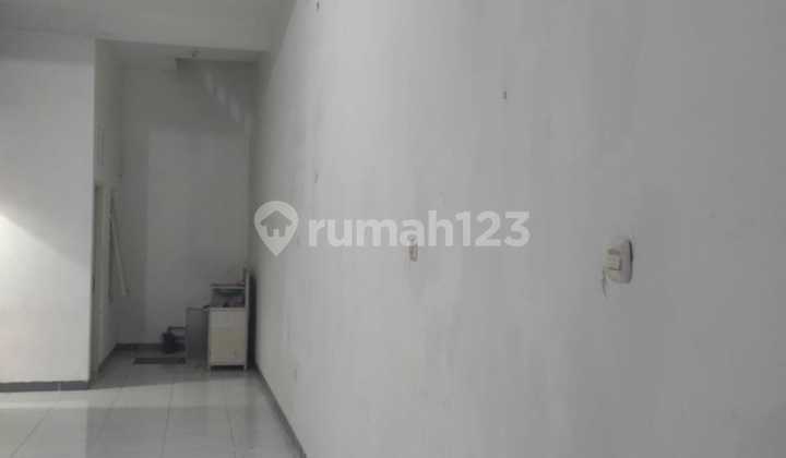 Disewakan Ruko di Raya Wonorejo Selatan 2 Lantai Surabaya 2