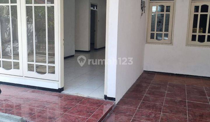 Disewakan Rumah Nirwana Eksekutif Bagus 1