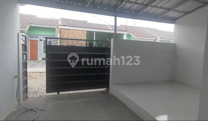 House in Artha Mas Village, Polda Access Road, Serang City House in Artha Mas Village, Polda Access Road, Serang City
