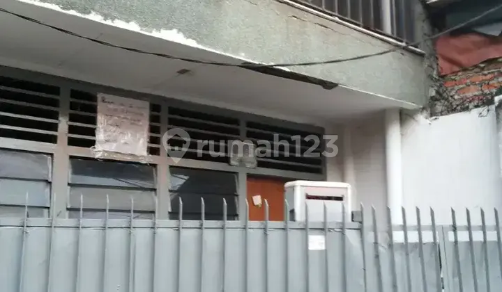 Rumah Tua Hitung Tanah Di Jl. Krekot Bunder Pasar Baru