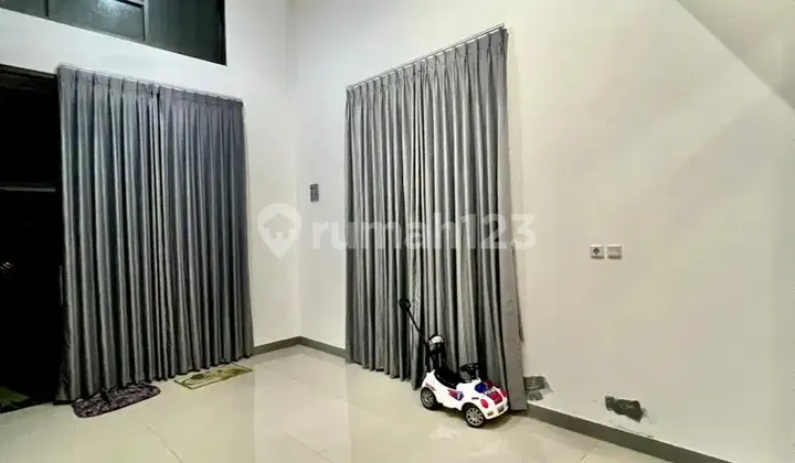 Mortgaged House Aryana Karawaci Cluster Nusa Aryana 2