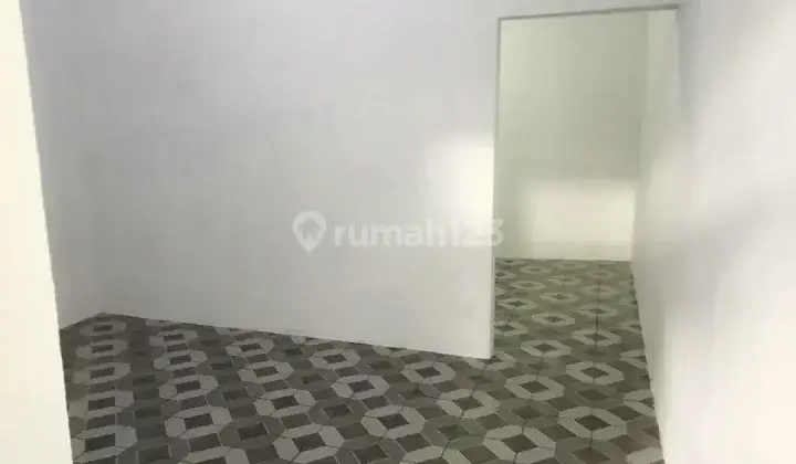 Rumah Di Pesanggrahan Meruya Utara 2