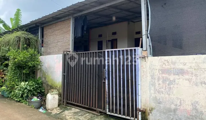 Rumah 2 Unit Gandeng Di Jl. Raya Curug Sawangan Depok