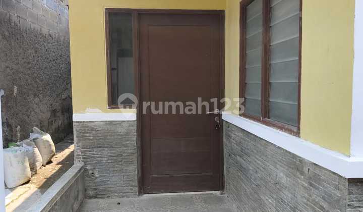 House on Haji Basir Street, West Pondok Kacang