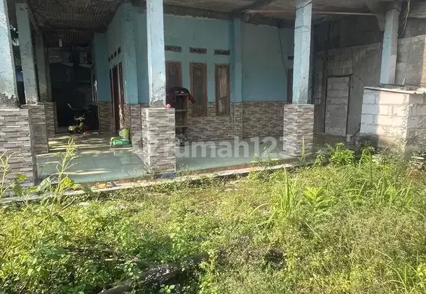 Rumah di Kampung Bayur Opak, Lebakwangi Sepatan Timur