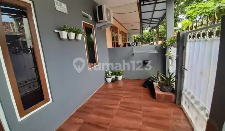 House in Buaran Indah, Tangerang City 2