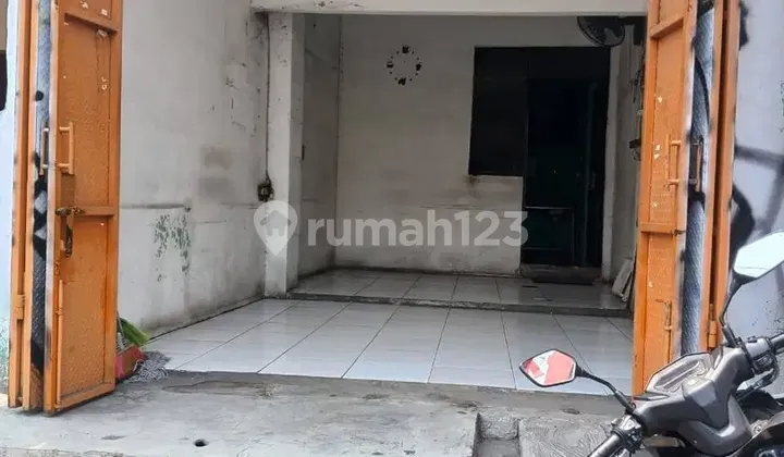 Shop House on Menceng Raya Street, Tegal Alur Shop House on Menceng Raya Street, Tegal Alur