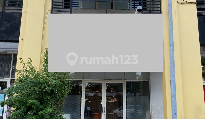 Ruko 3 Lantai Metropolis Moderland