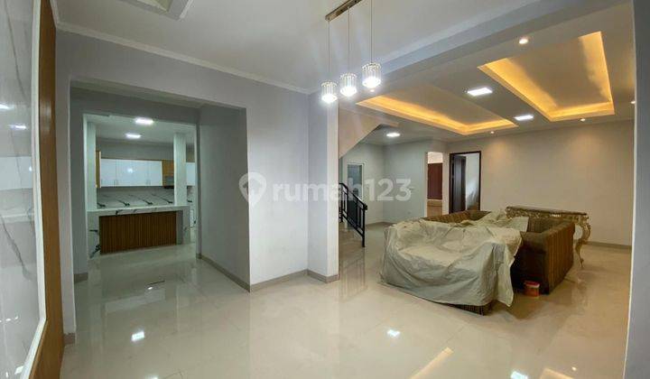 Dijual rumah rapi Janur Indah kelapa Gading 1