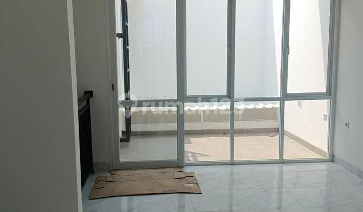 Brand New Hybrid Coconut Kelapa Gading North Jakarta