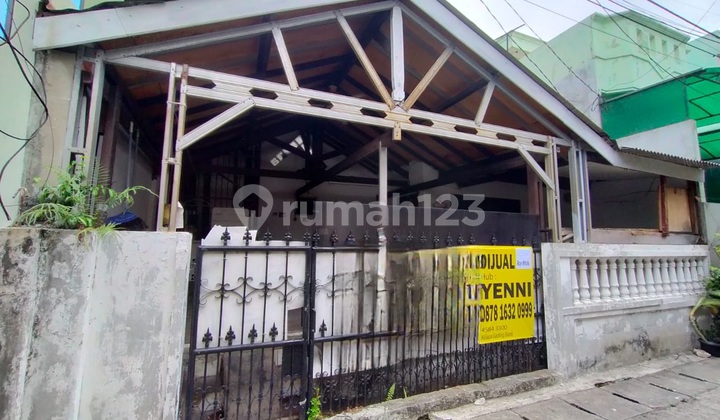 Dijual Jalan Cakalele Rumah Hitung Tanah Kelapa Gading SHM