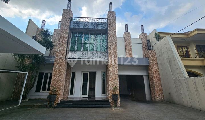Dijual Dr Kusuma Atmaja Menteng Jakrta Pusat