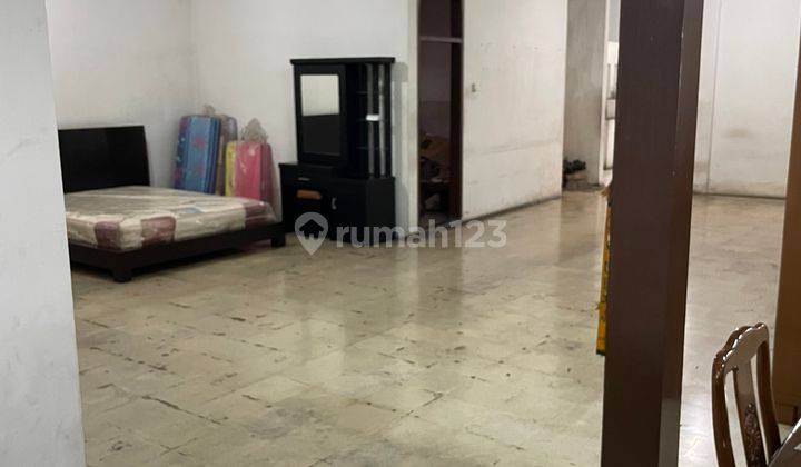 Dijual Ex Show Room Furniture Lokasi Komersil Area di Jalan raya bekasi timur, Bekasi Timur 2