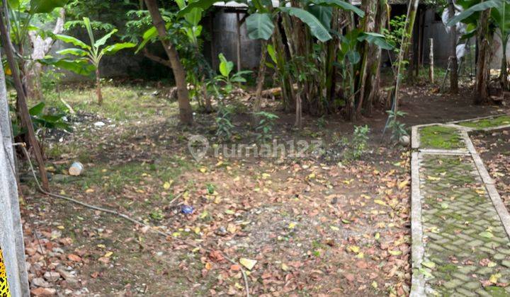 Dijual Ex Show Room Furniture Lokasi Komersil Area di Jalan raya bekasi timur, Bekasi Timur 4