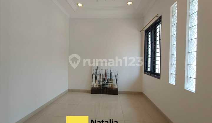 Rumah 2 Lantai Bagus Baru Renovasi Gading Kirana Cluster Premium Bebas Banjir 2