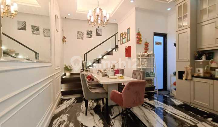 Rumah Mewah 3 Lantai Design Klasik Terdekat Sunter Mall 2