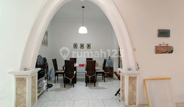 Rumah Bagus 3 Lantai Siap Huni Furnished SHM Kolam Renang Kelapa Gading