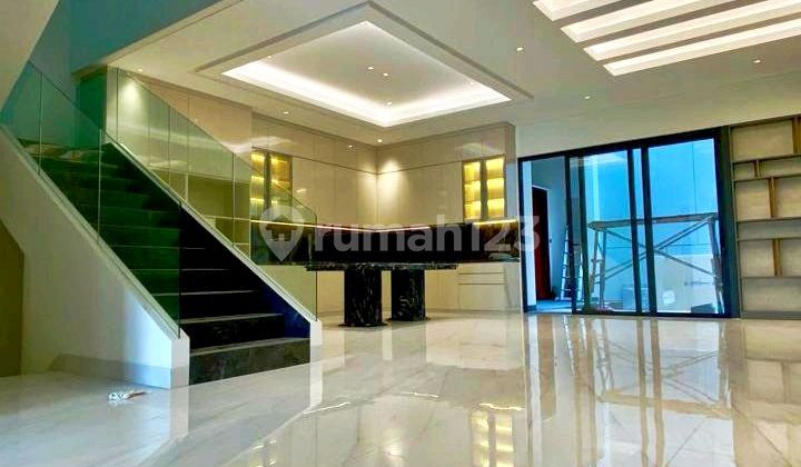 Beautiful Brand New 4-Story House 495 M2 Kelapa Gading