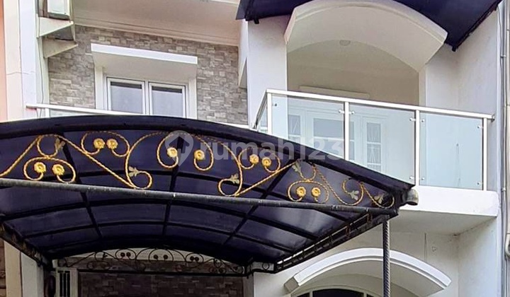 Rumah Minimalis 2 Lantai Baru Renovasi Bebas Banjir Kelapa Gading