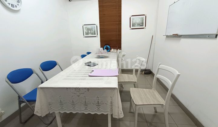 Rumah Bagus 3 Lantai 216 M2 Row Jalan 3 Mobil Kelapa Gading 2